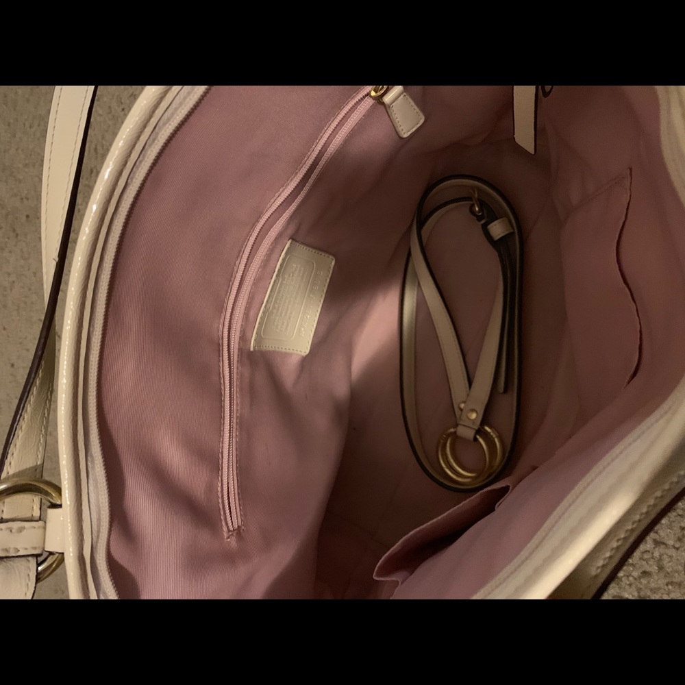 Coach purse - Picture 5 of 6